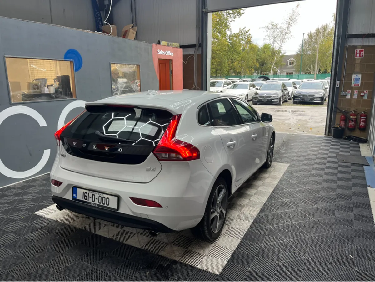 Volvo V40 €14950! 2016 VOLVO V40 D4 2.0L DIESEL / - Image 2