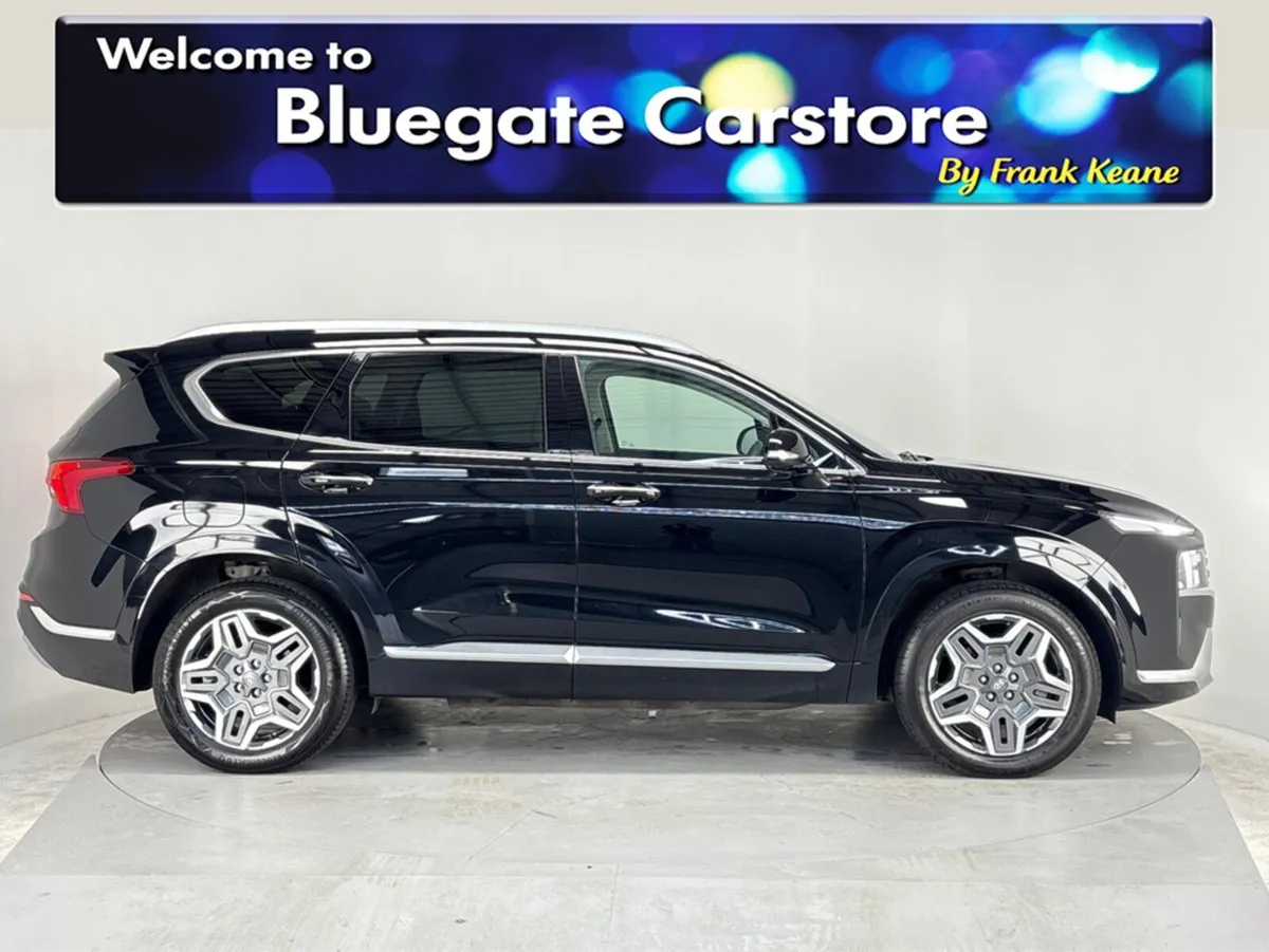 Hyundai Santa Fe *7 SEATER*Digital Dash*Touchscree - Image 2