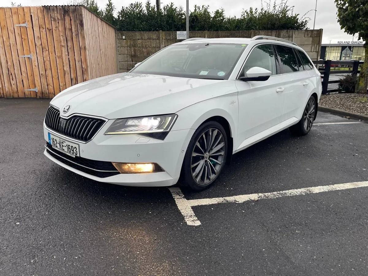 2016 Skoda Superb Laurin & Klement - Image 1