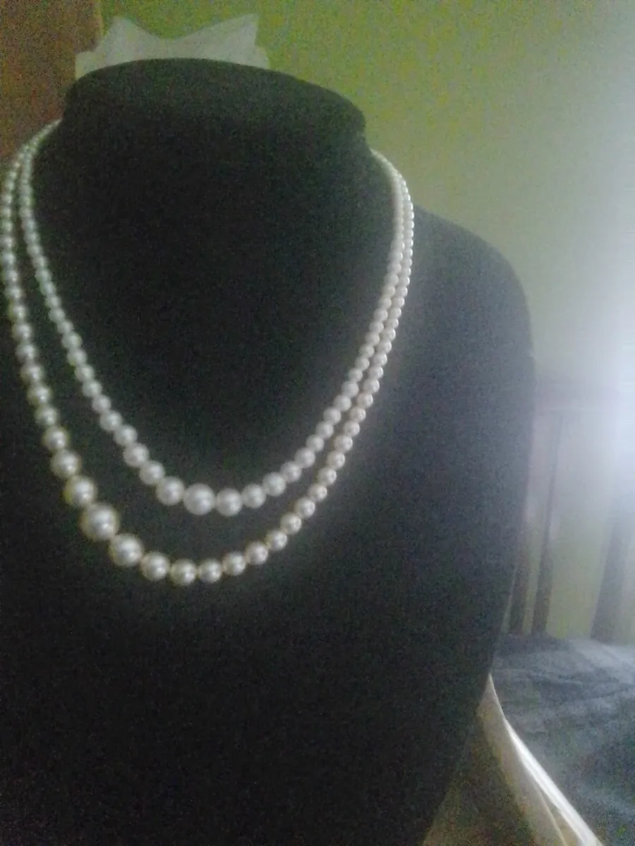 VINTAGE DOUBLE PEARL NECKLACES SET OF TWO - Image 1