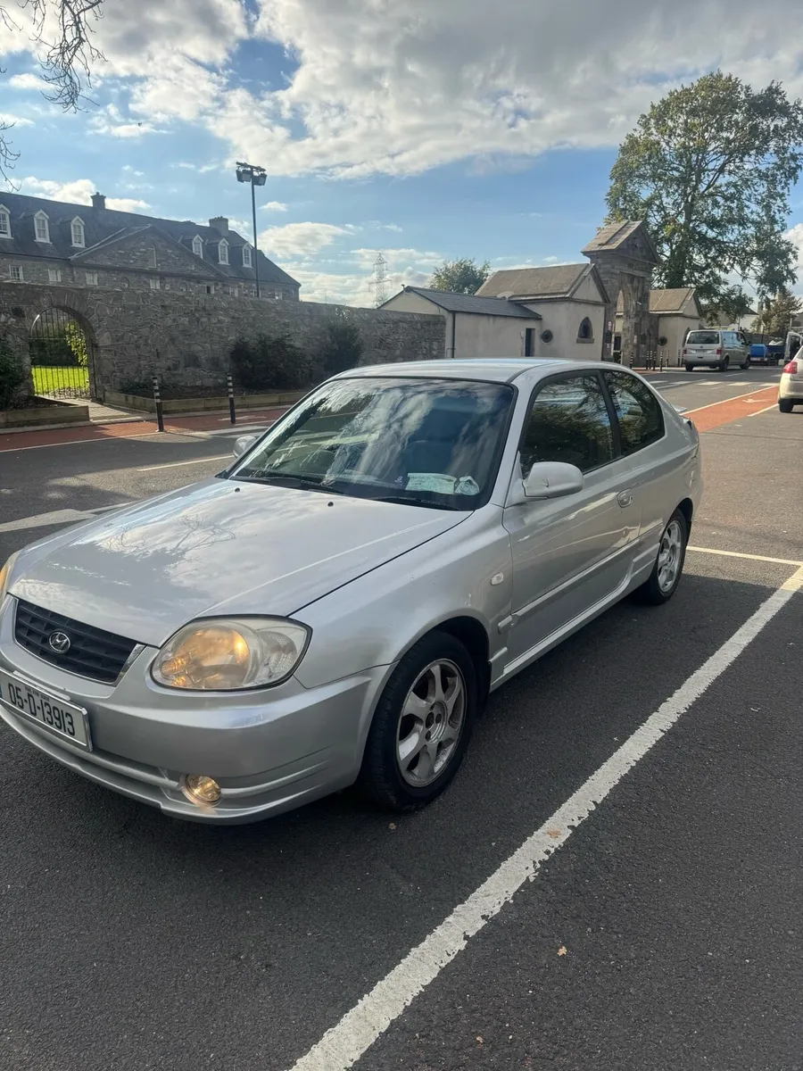 Hyundai accent - Image 2