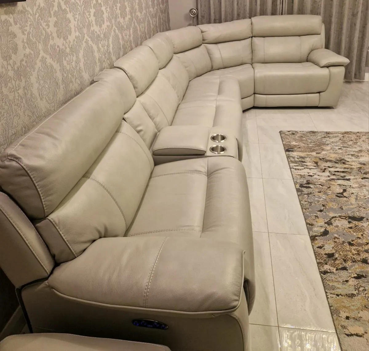 Sofa - Image 2