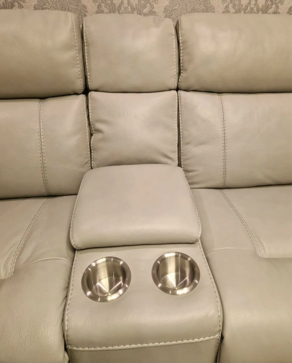 Sofa - Image 3