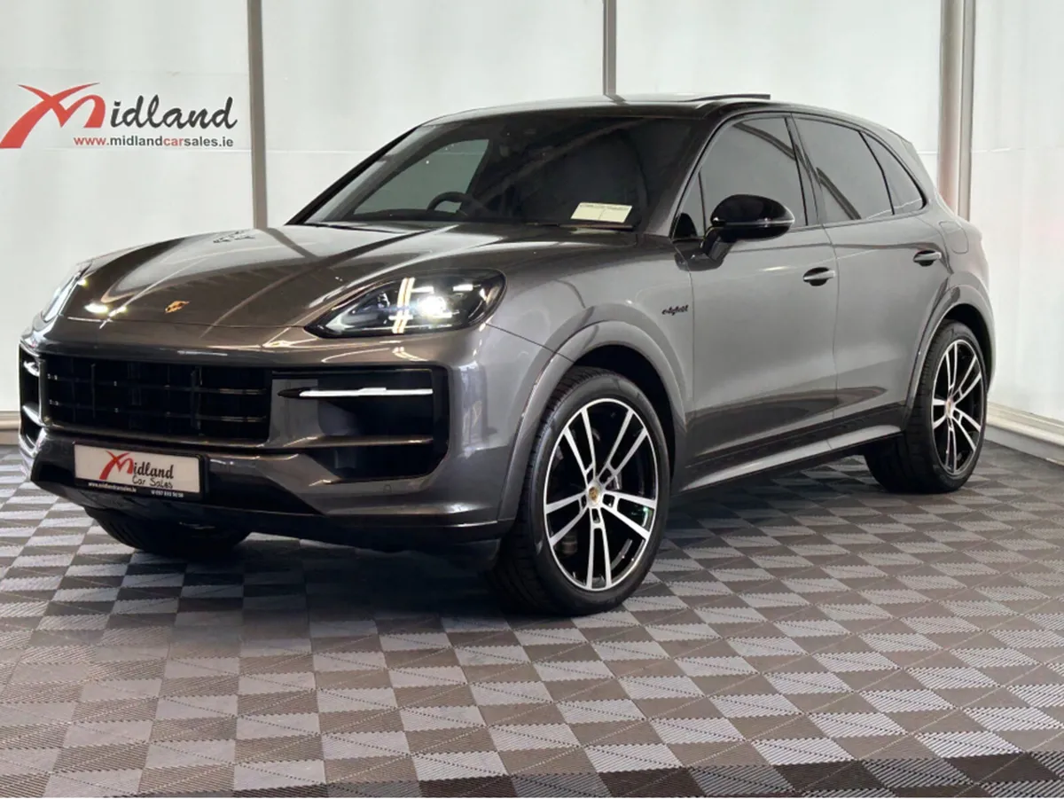 Porsche Cayenne V6 E-HYBRID AUTO - Image 1