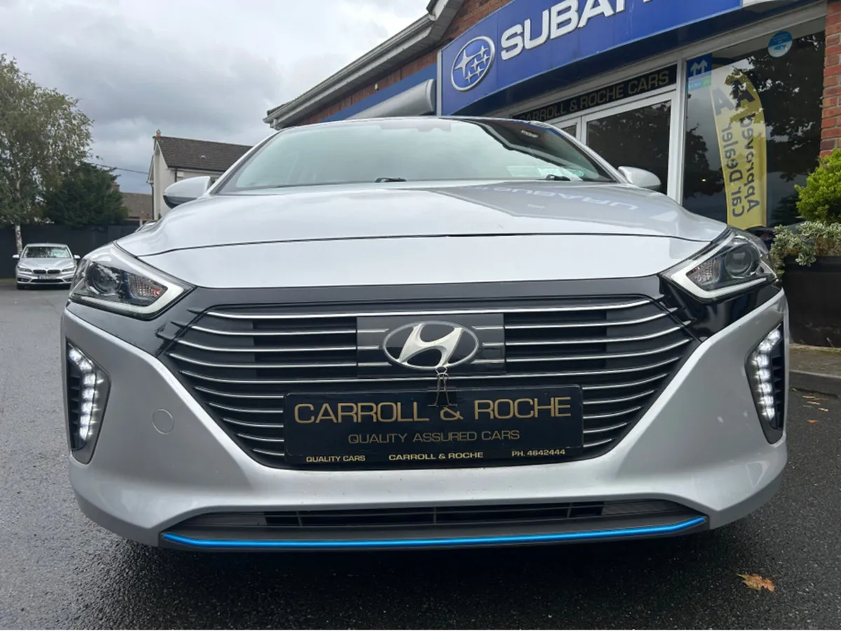 Hyundai IONIQ 1.6 Hybrid -Premium  HEV Automatic - - Image 4