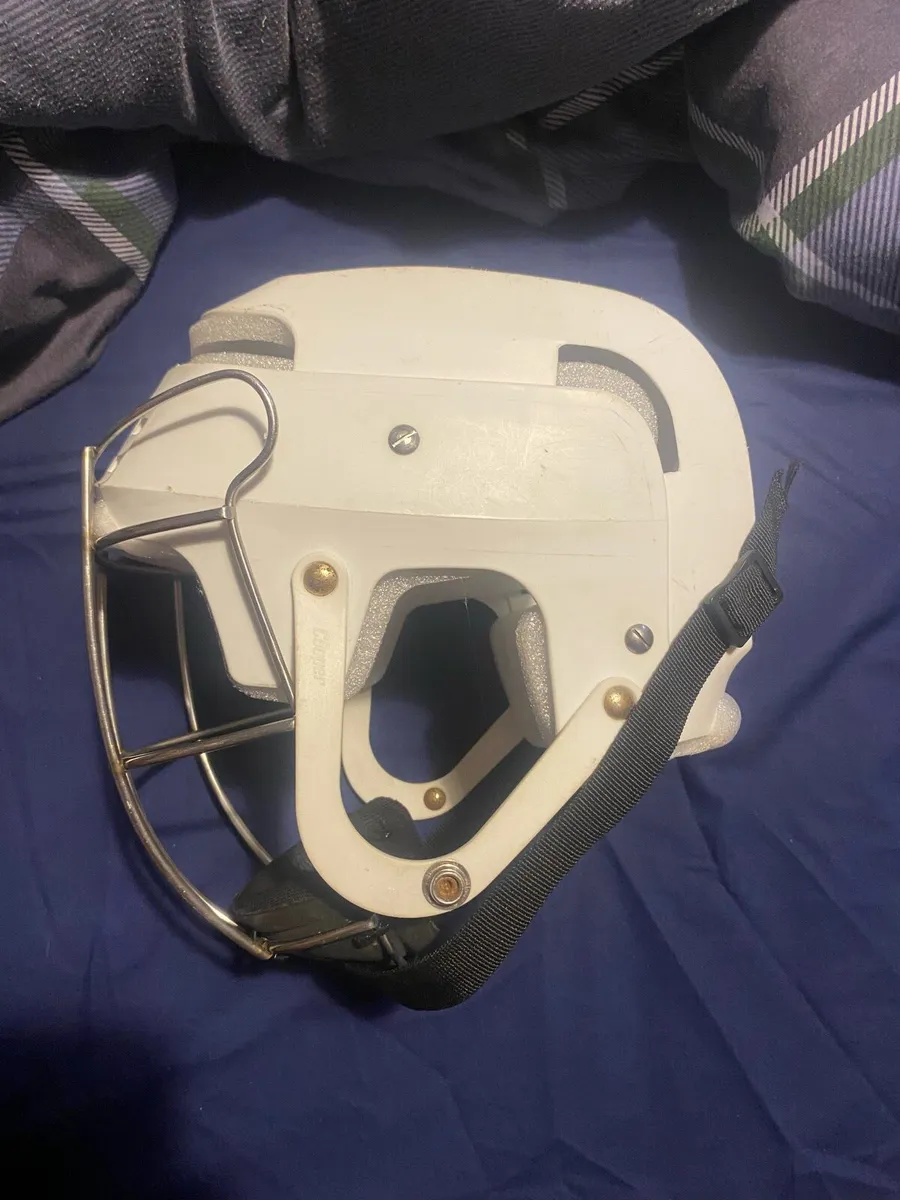Cooper hurling helmet - Image 1