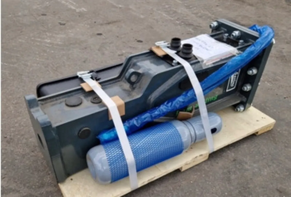 3 to 4 ton breaker custom cradle included - Image 2