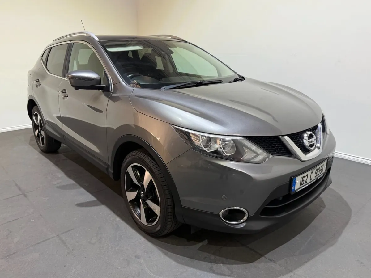 Nissan Qashqai 1.5 DSL XE - Pan Roof - Rev Camera - Image 3