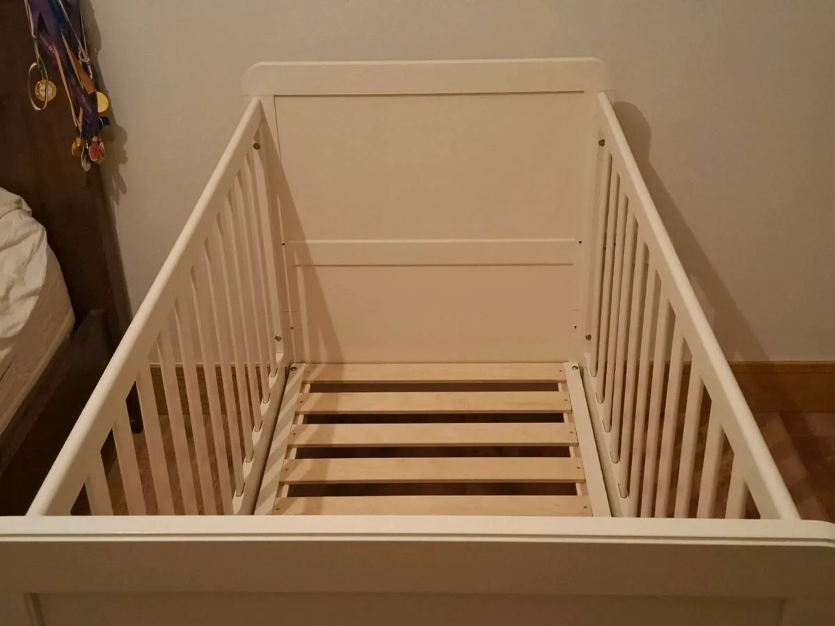 Cot/bed and feeding rocking chair and footstool - Image 2