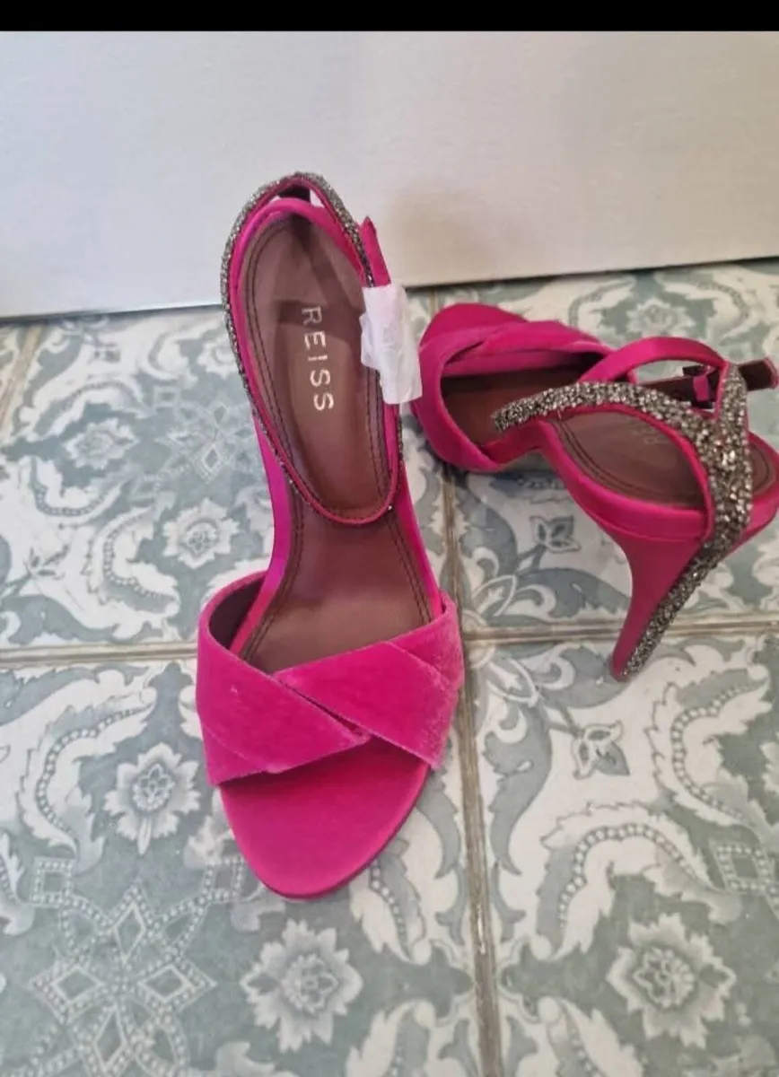 Shoes - Image 3