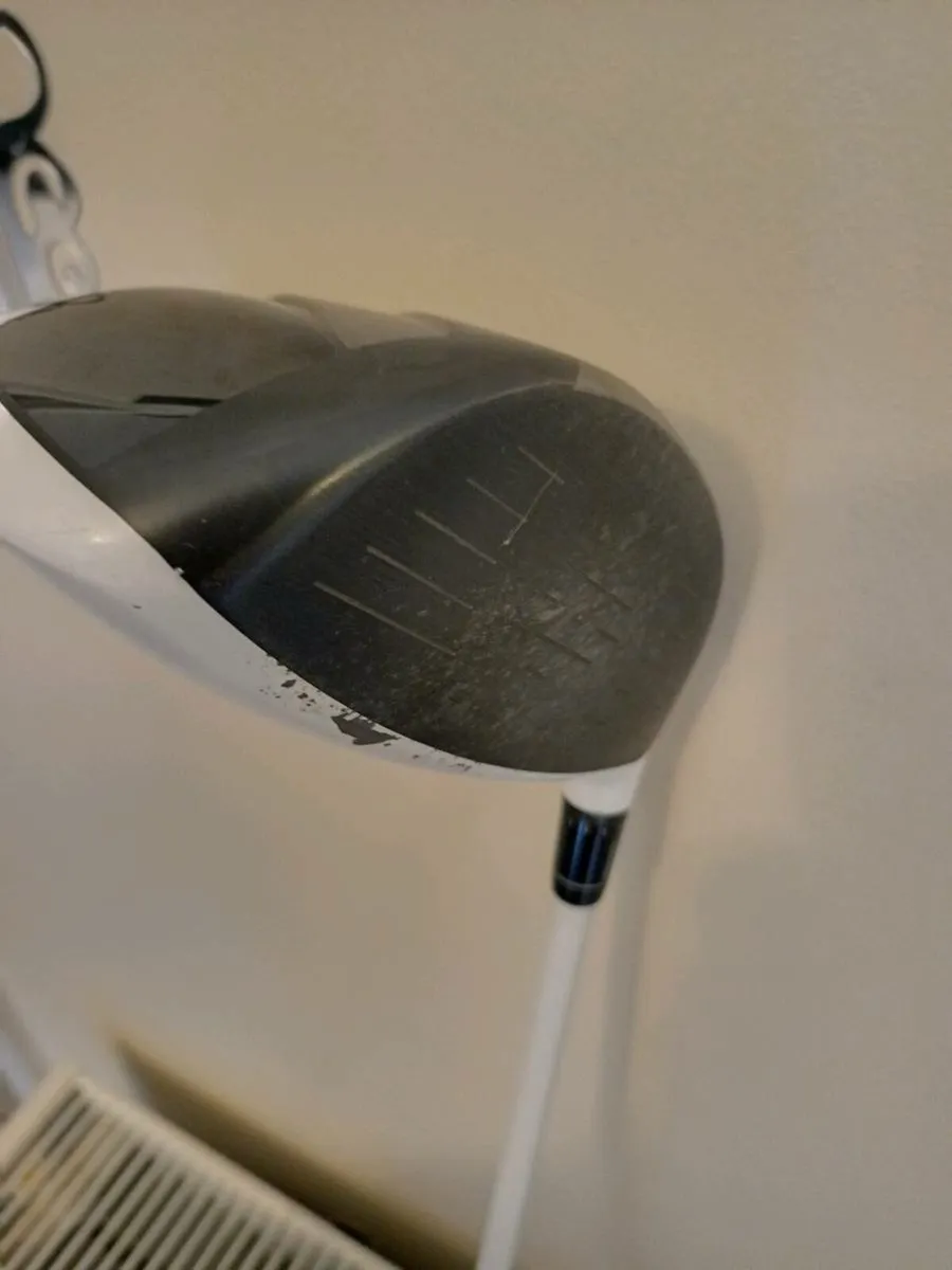 Taylormade golf driver 10.5 . Left handed club - Image 3