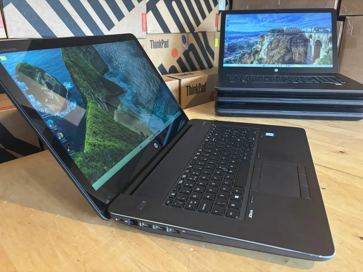 HP zBook 17 Laptops-i7-32GB-512SSD-Graphics-Delive - Image 3