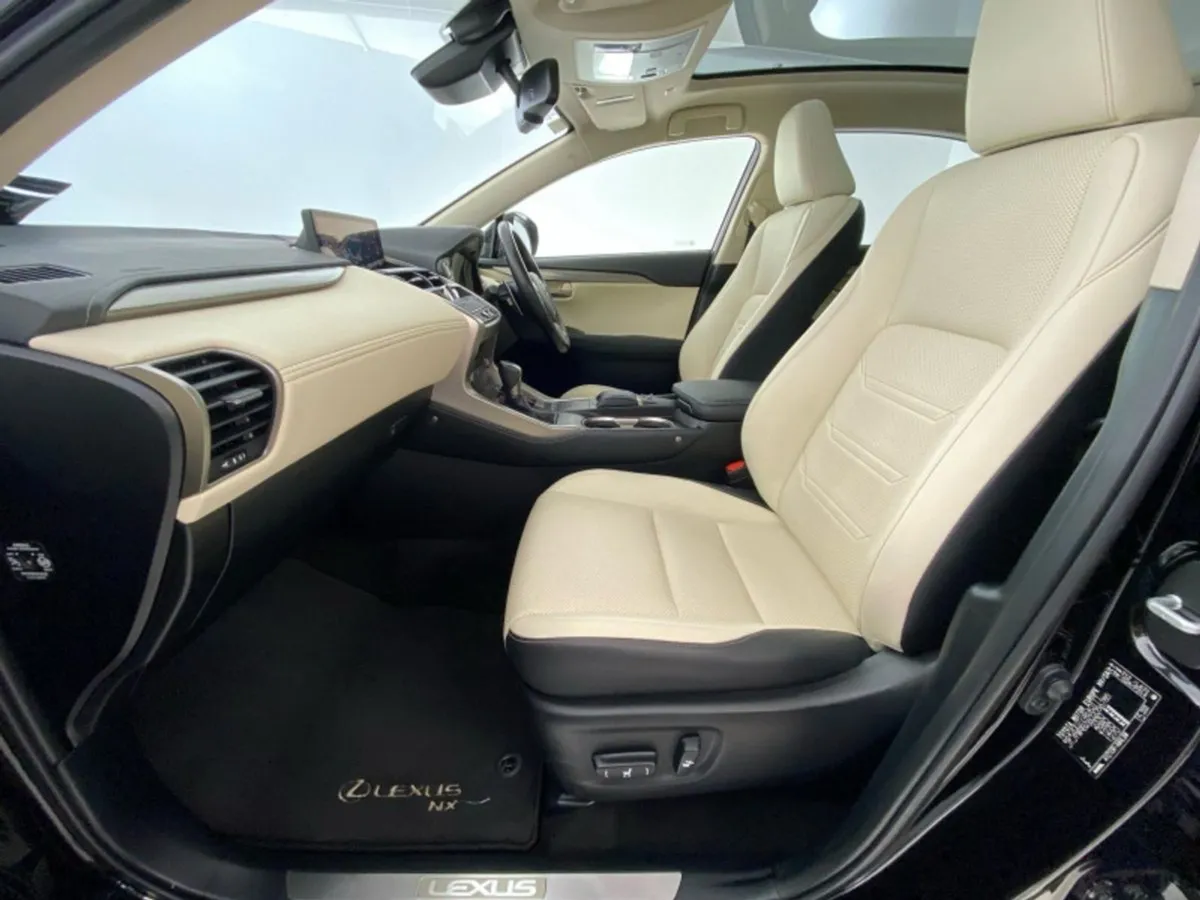 Lexus NX 300h Executive - Image 2