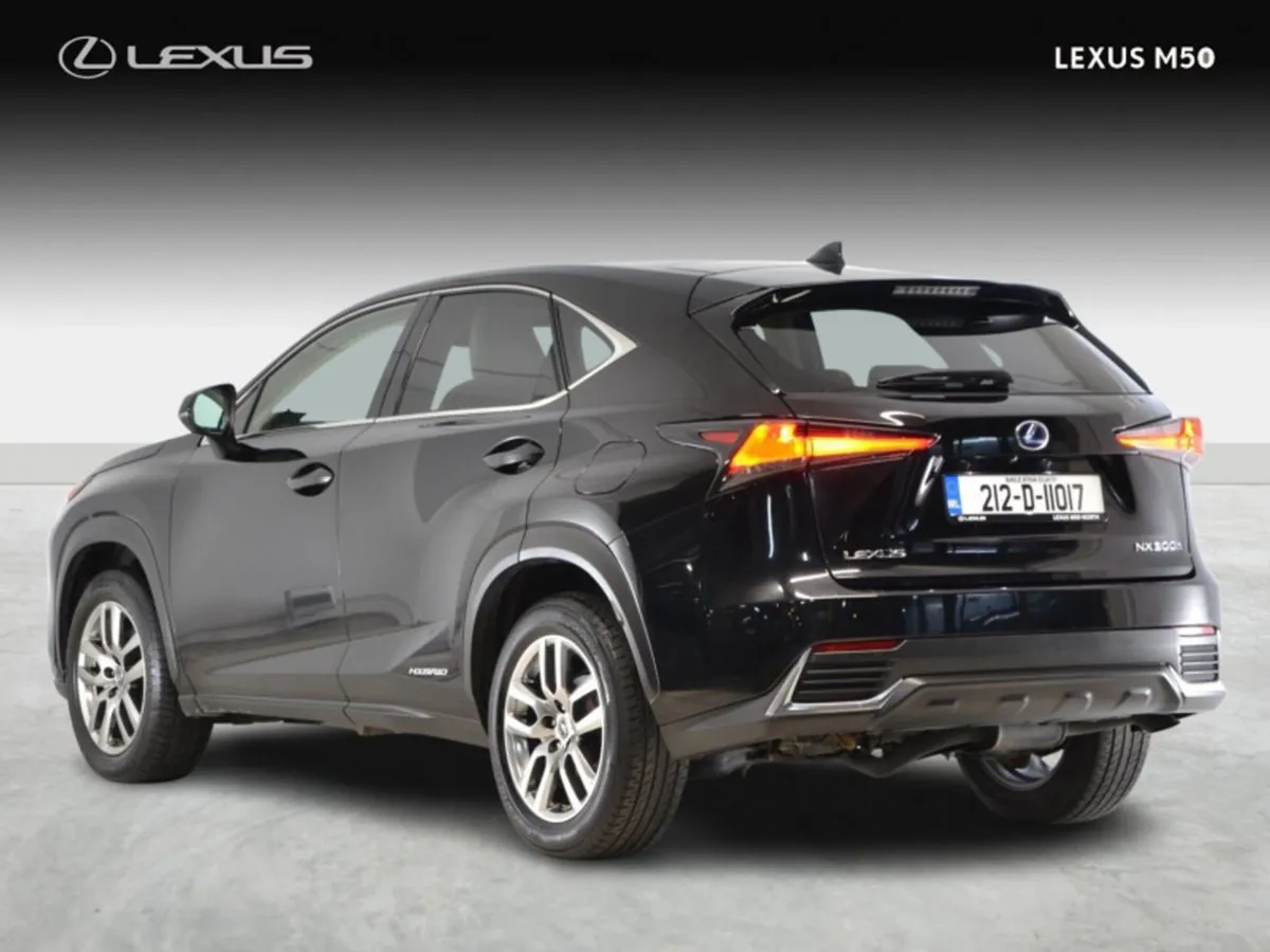 Lexus NX 300h Executive - Image 3