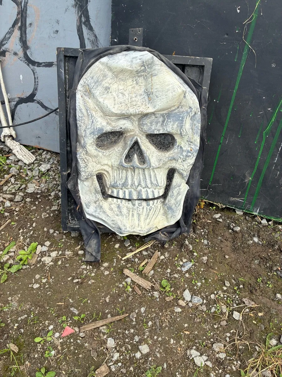 Halloween Props - Image 3
