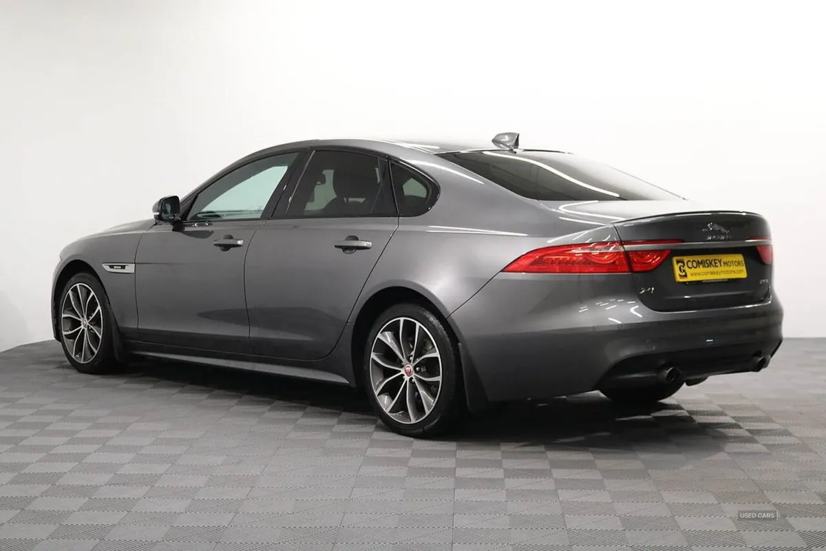 Jaguar XF i R-sport - Image 4