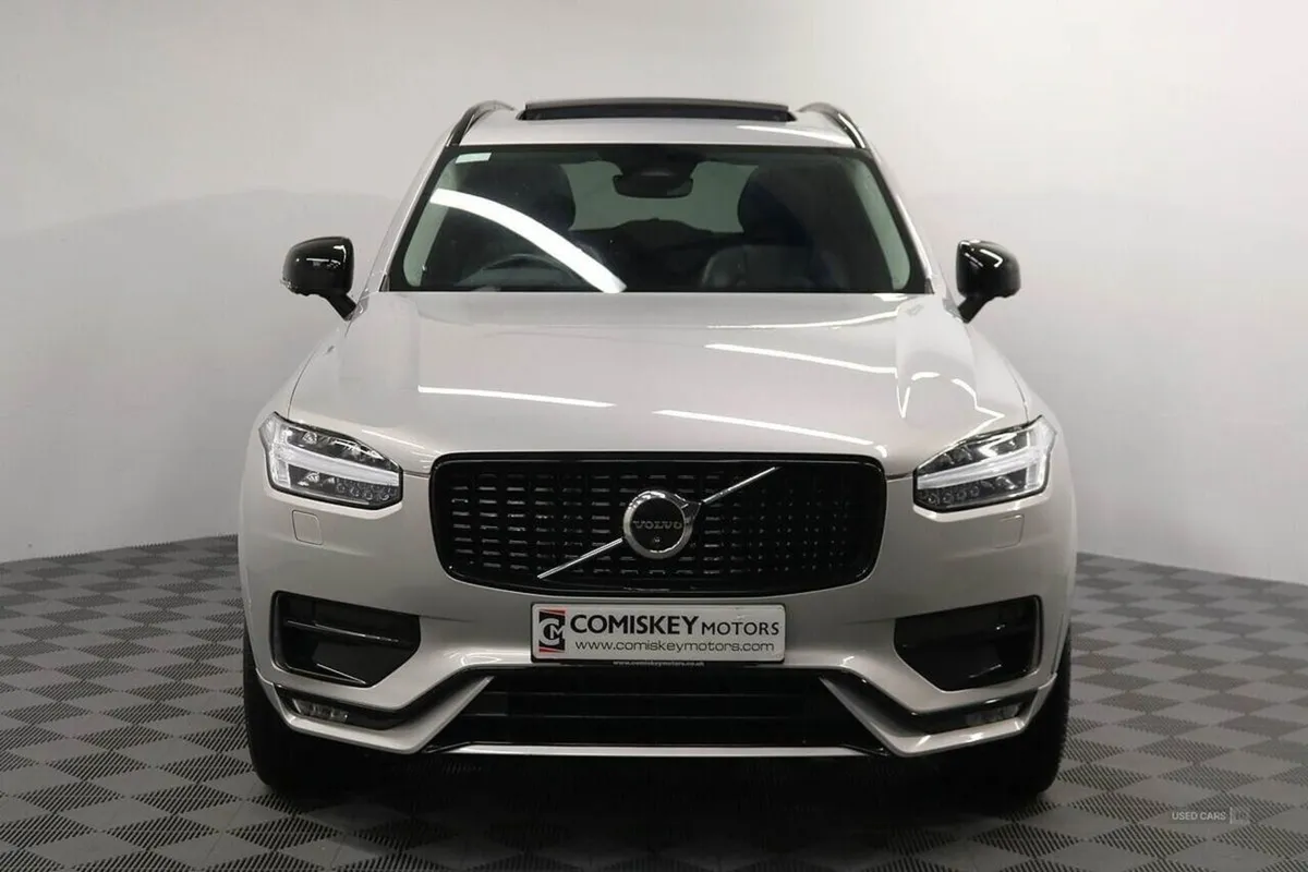 Volvo XC90 B5 Mhev Plus Auto 4WD - Image 2
