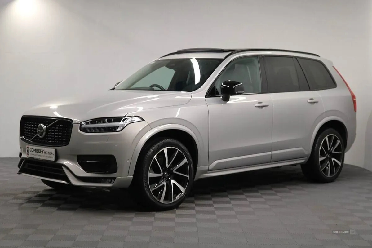 Volvo XC90 B5 Mhev Plus Auto 4WD - Image 4