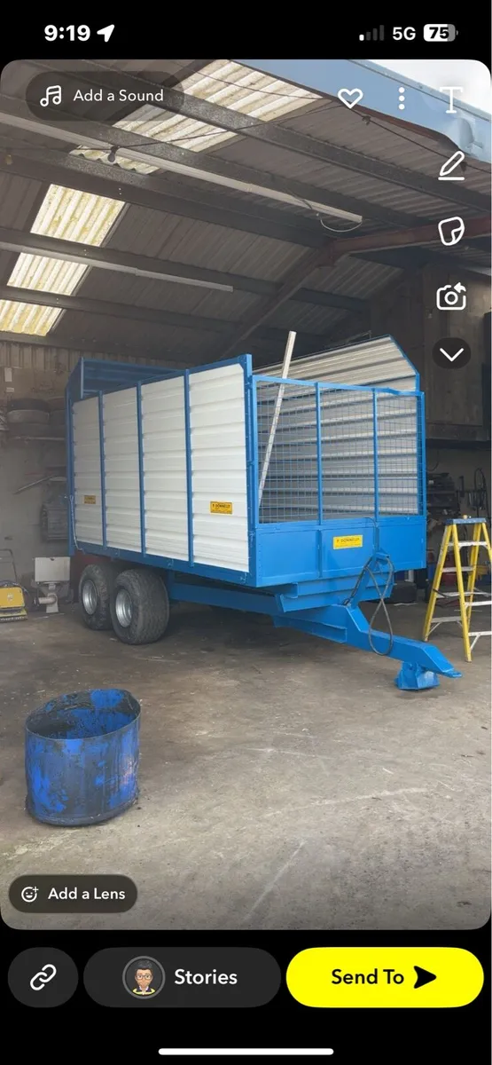 Silage trailer