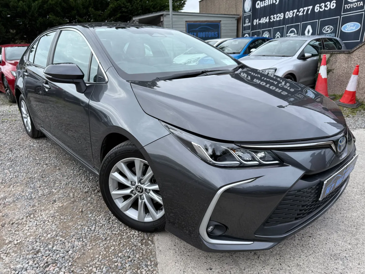 2024 Toyota Corolla  1.8 LUNA HYBRID AUTO - Image 1