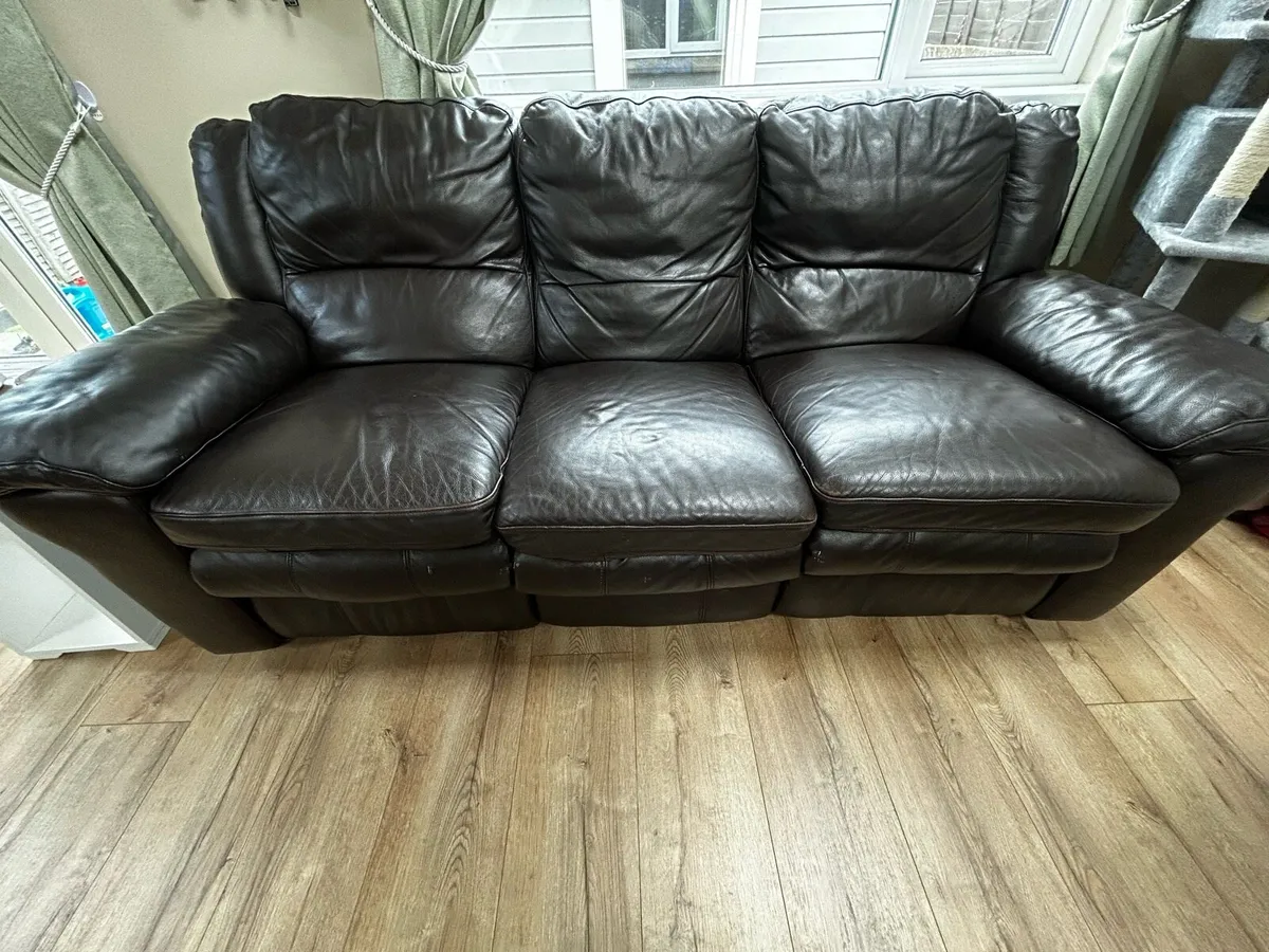 3+1 seater brown leather recliner couch - Image 1