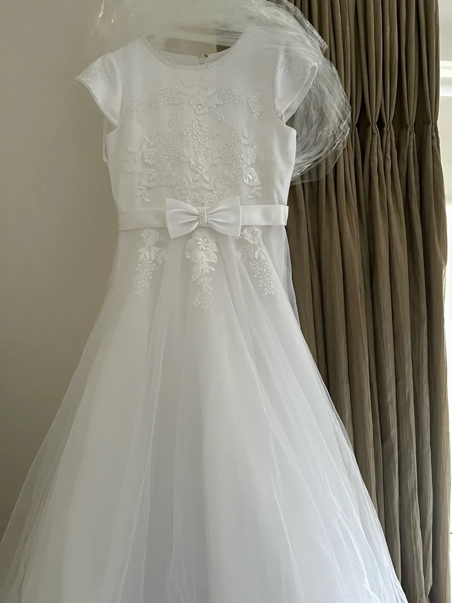 Communion dress - Image 1