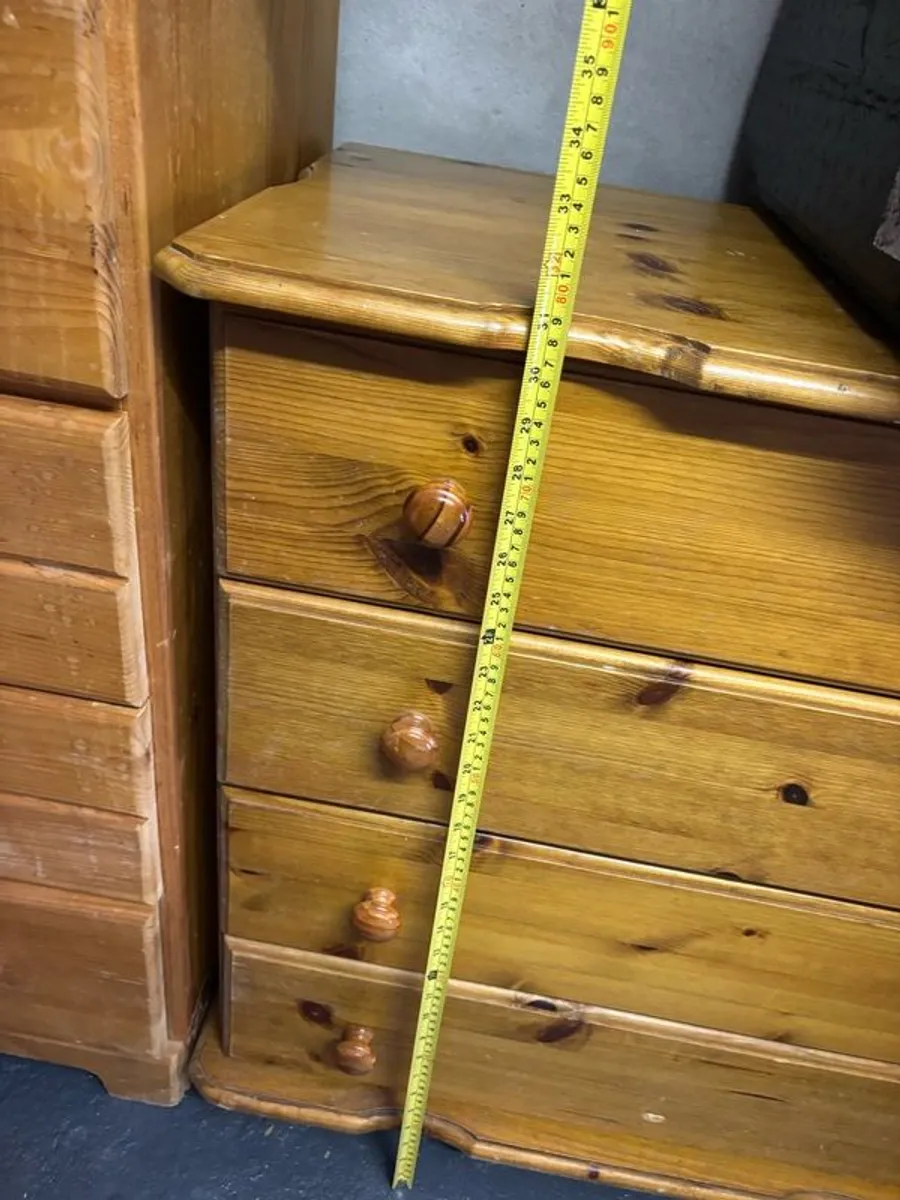 4 Drawer Pine Chest Drawers - Image 2