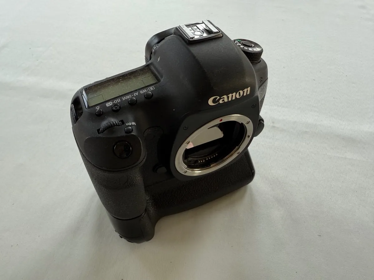Canon 5D MarkIII - Image 2