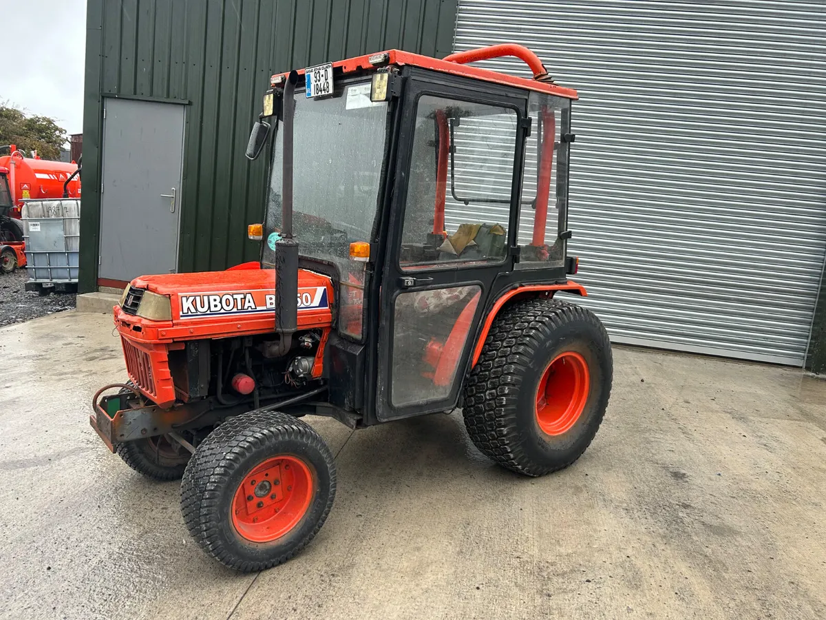 1993 Kubota B2150 HST Compact Tractor - Image 1
