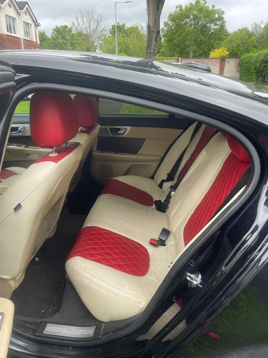 Jaguar XF 2012 - Image 3