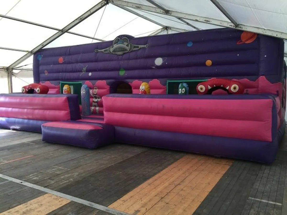 Alien Themed Bouncing Castle - Image 1
