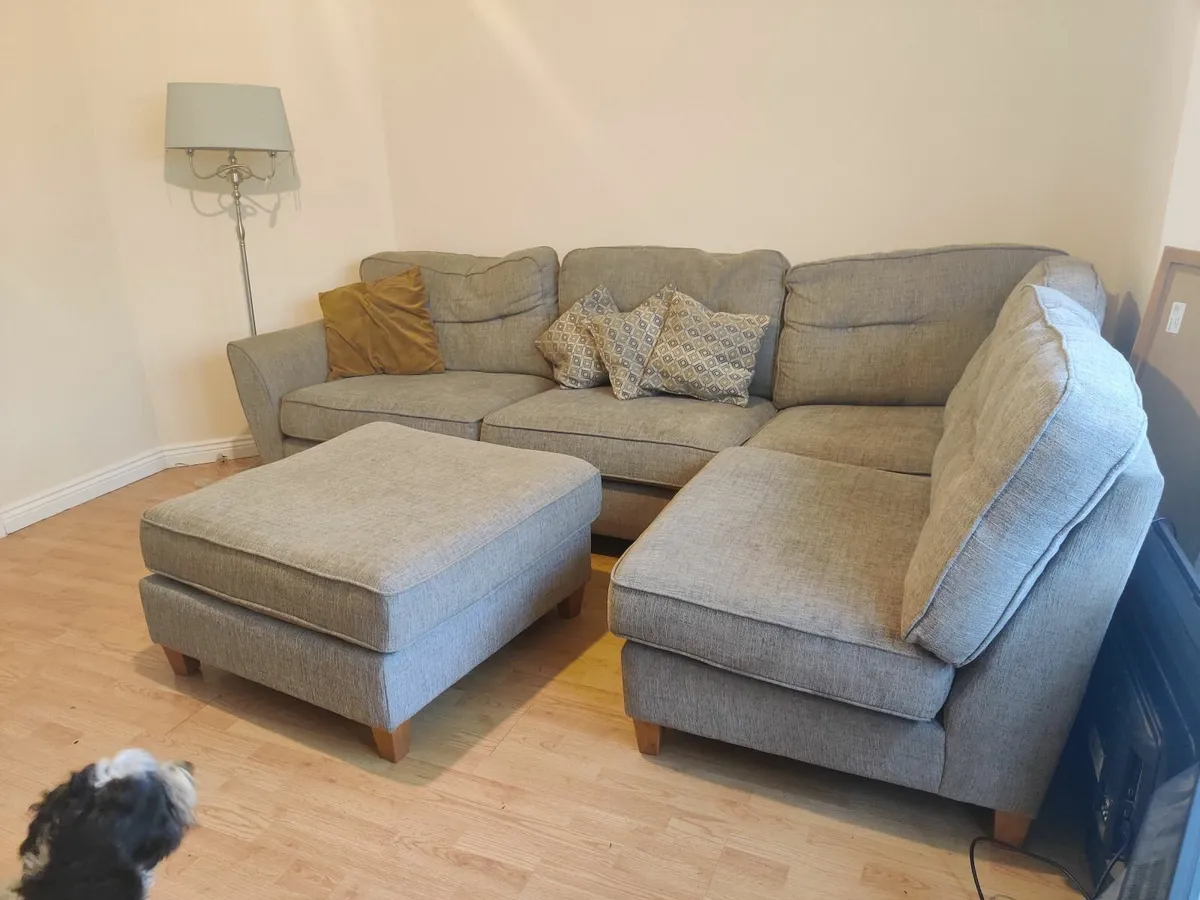 L shaped sofa - Image 4