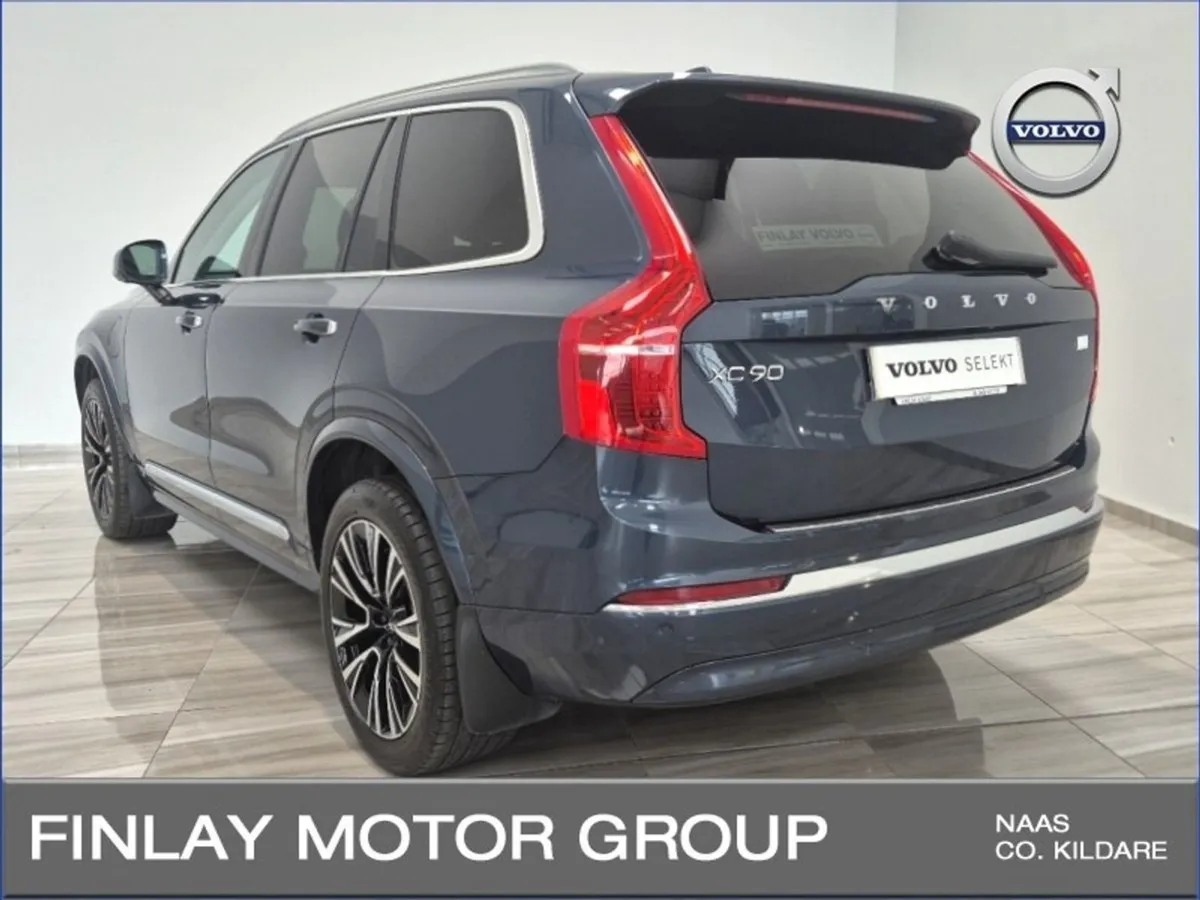 Volvo XC90 T8 Phev 455hp Plus (bright Theme) - Image 3