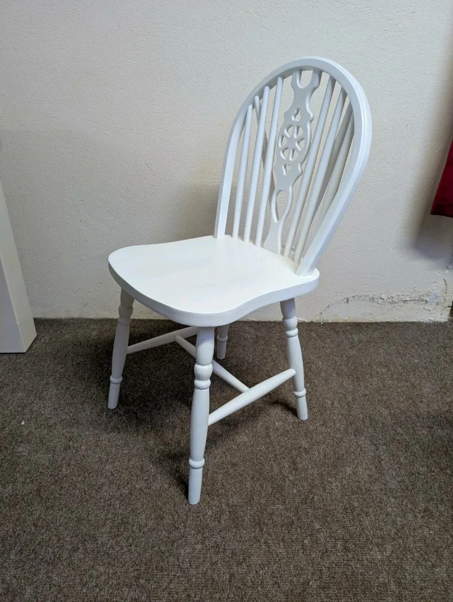 Extendable Dining Table & 6 Chairs - Image 2
