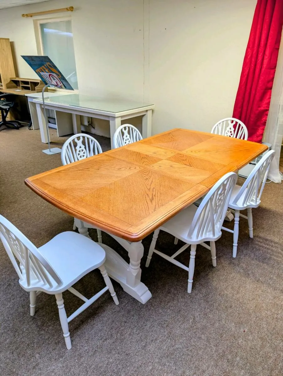 Extendable Dining Table & 6 Chairs - Image 4