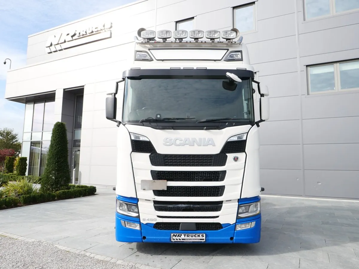 Scania S450 N/G Highline 6x2 Midlift Auto Gearbox - Image 2