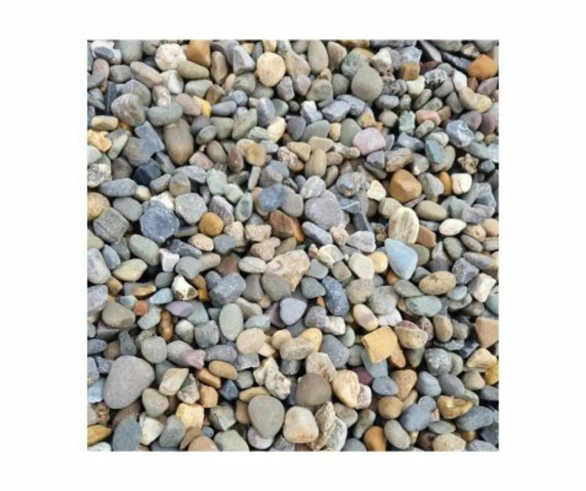 Decorative Gravel in a Bulk Bag Banna Beach Pebble