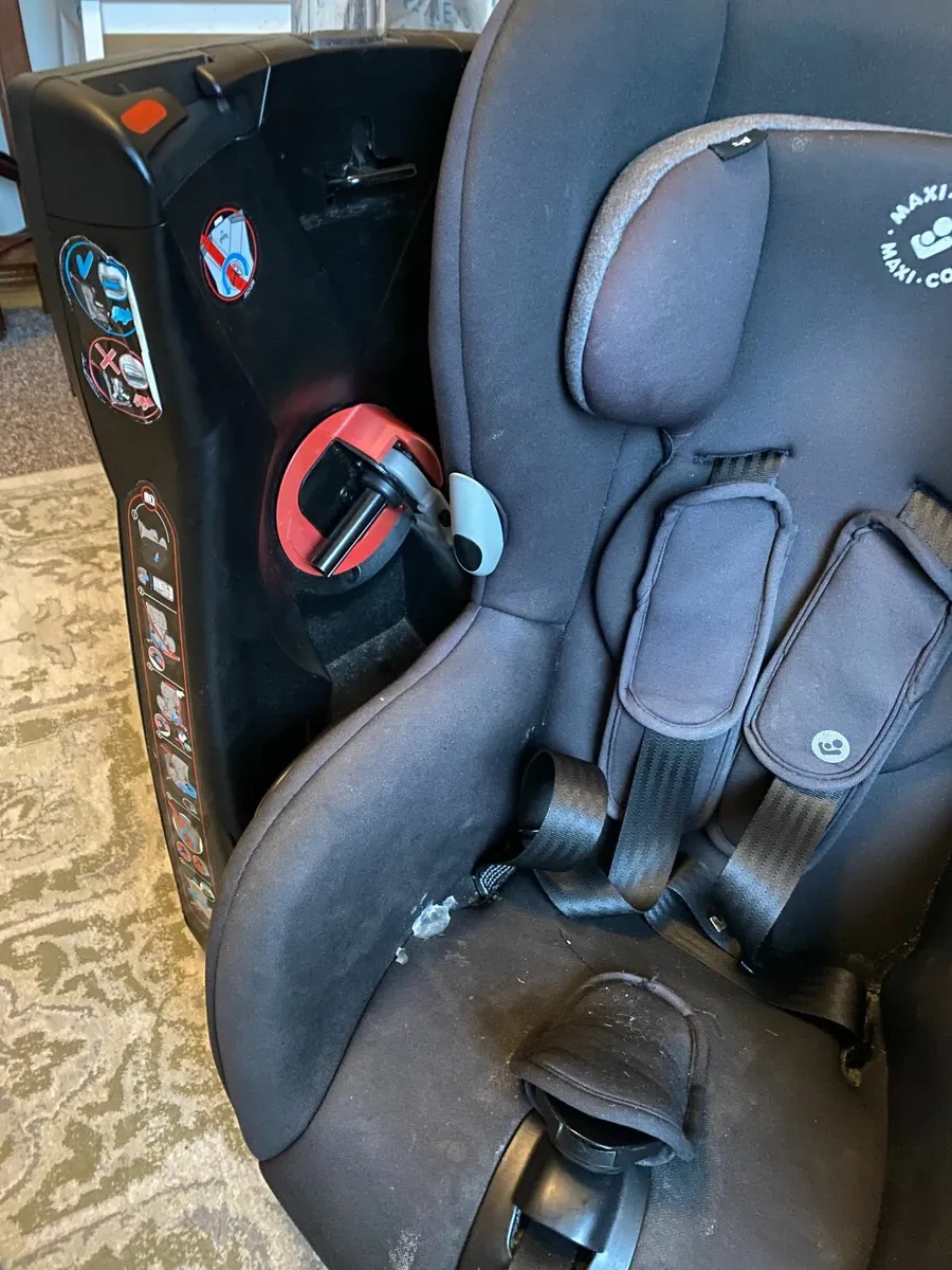 Maxi Cosi car seat - Image 2
