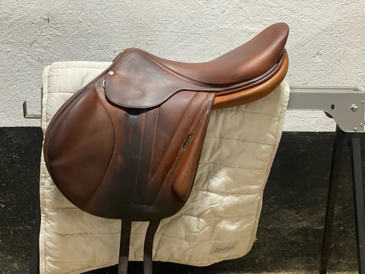 Rare opportunity saddle for sale - Image 1