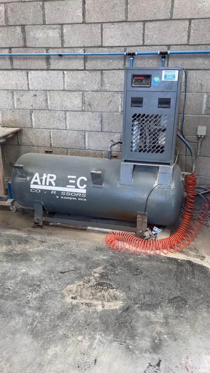 Air tech 8bar compressor and dryer - Image 3
