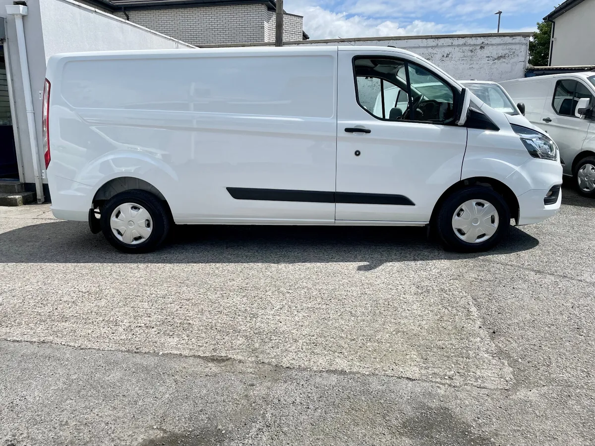 Ford Transit Custom 300L2 TREND 2.0TDCI 130PS,2023 - Image 3