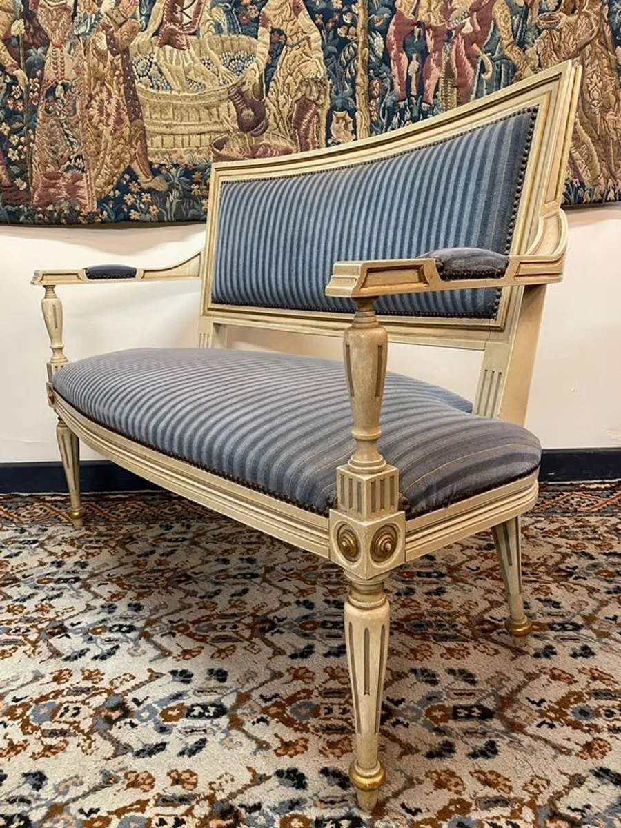 Fabulous Louis XV Style French Sofa. - Image 3