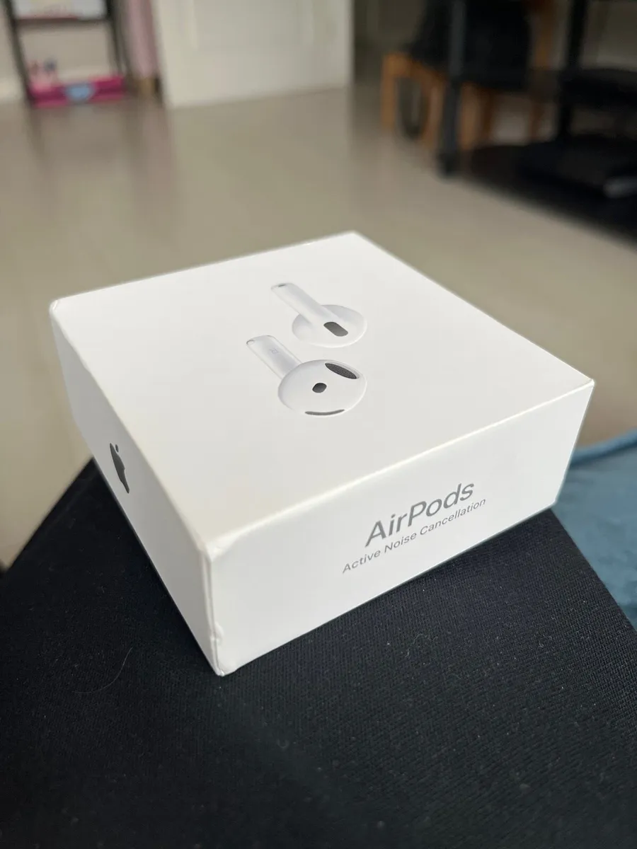 Apple AirPods 4 with noise cancellation - Image 1