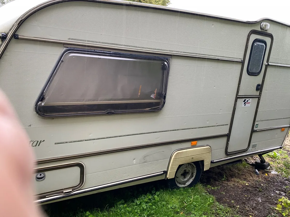 Transtar award caravan - Image 2