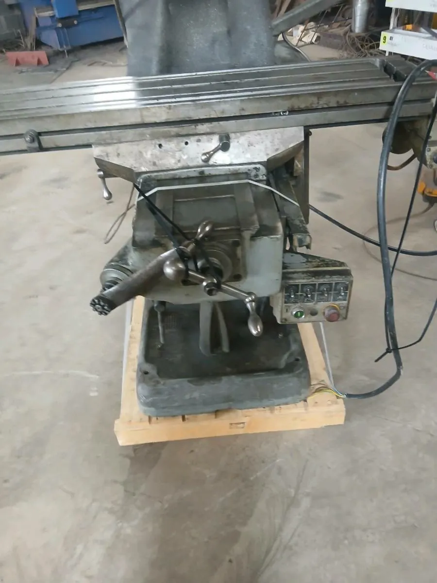 Milling machine - Image 3