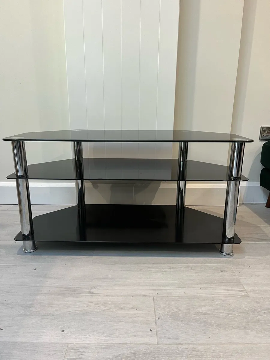 FREE TV corner unit FREE - Image 1