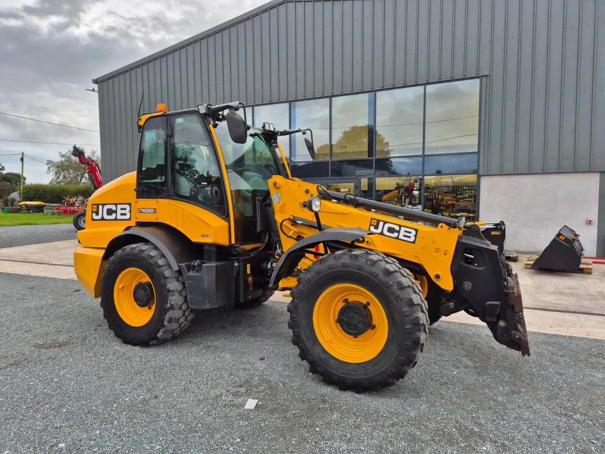 JCB 320S - Image 1