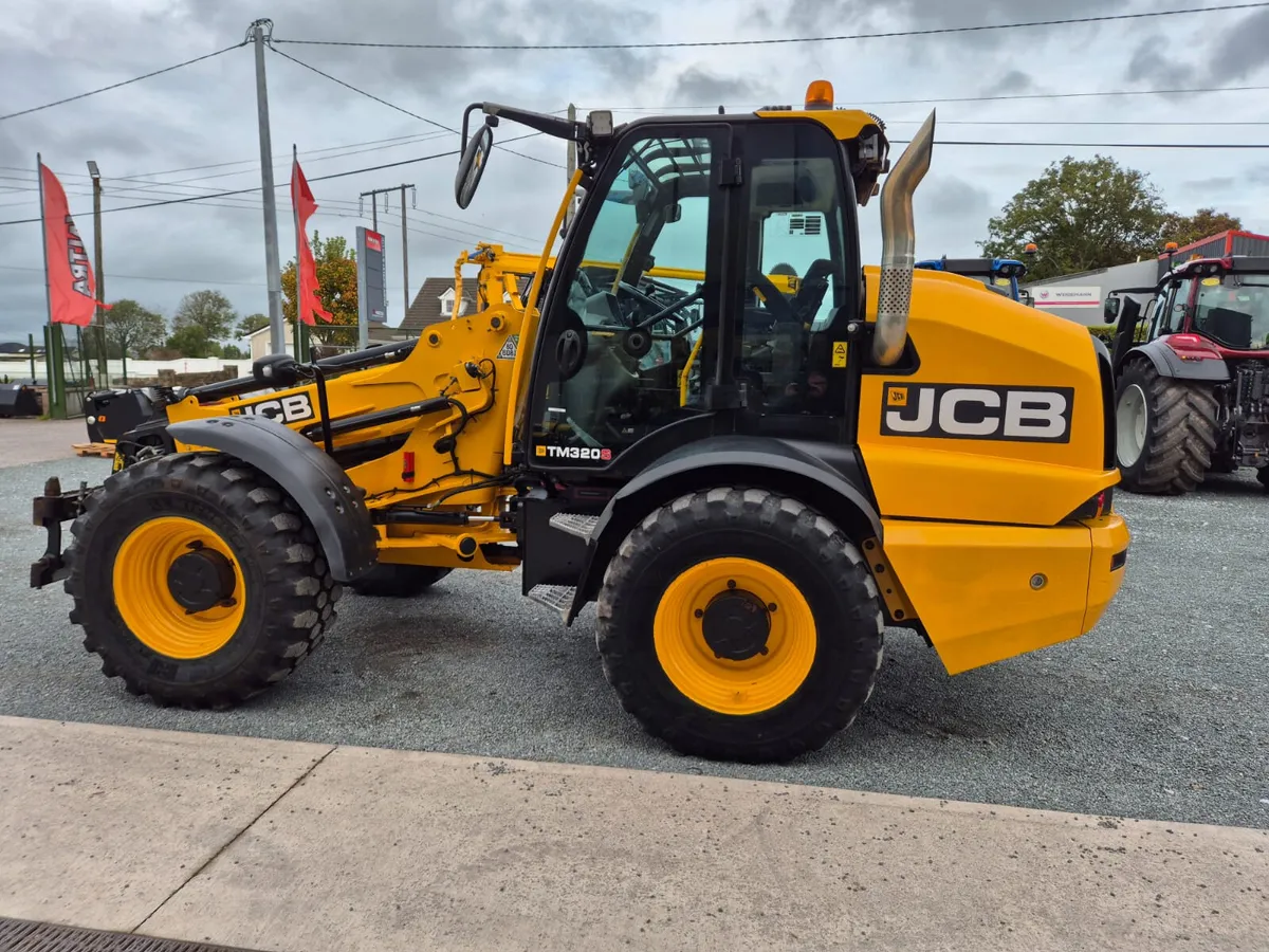JCB 320S - Image 3