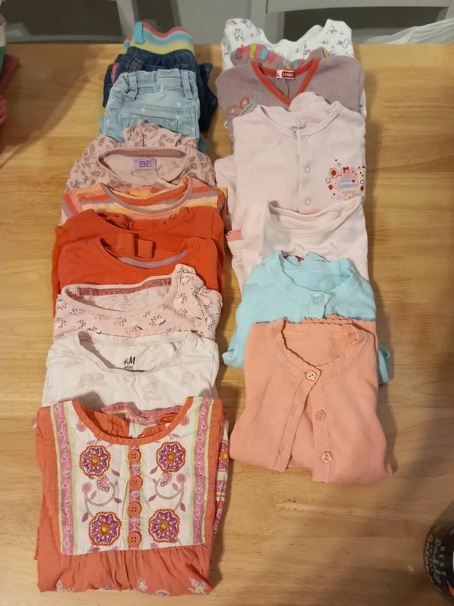 Kids clothes - Image 1