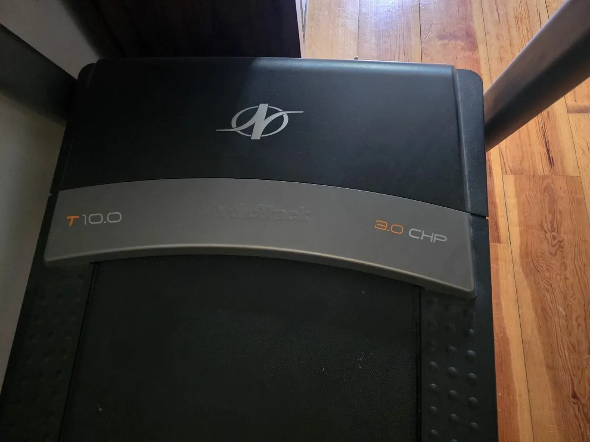 NordicTrack T10.0 Folding Treadmill 🏃‍♂️ - Image 2